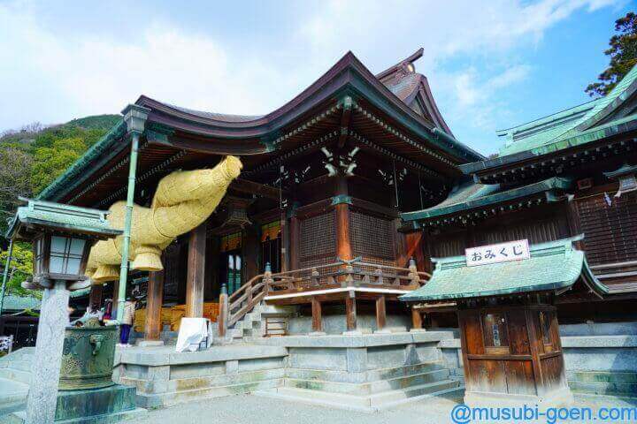 宮地嶽神社 光の道