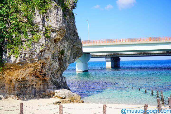 沖縄 波上宮 ビーチ 砂浜