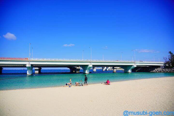 沖縄 波上宮 ビーチ 砂浜