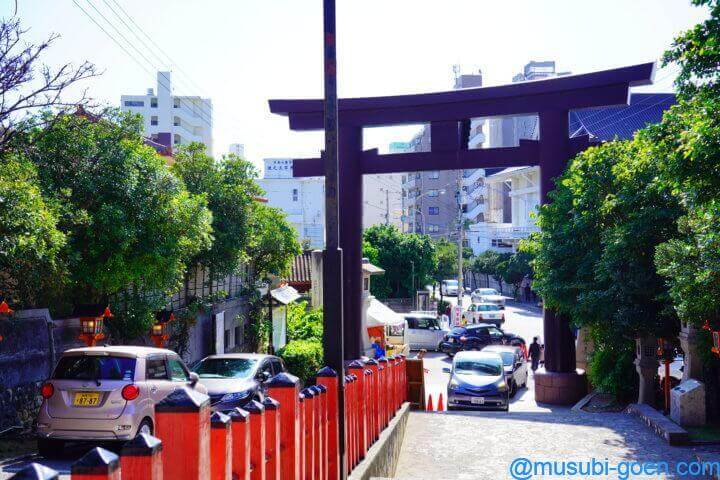 沖縄 波上宮 ビーチ 砂浜