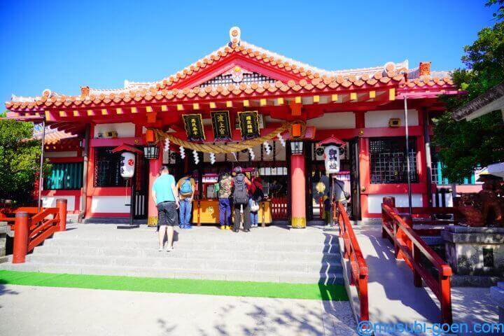 沖縄 波上宮 ビーチ 砂浜