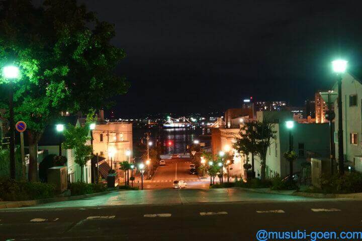 函館 観光 旅行 八幡坂 昼景 夜景